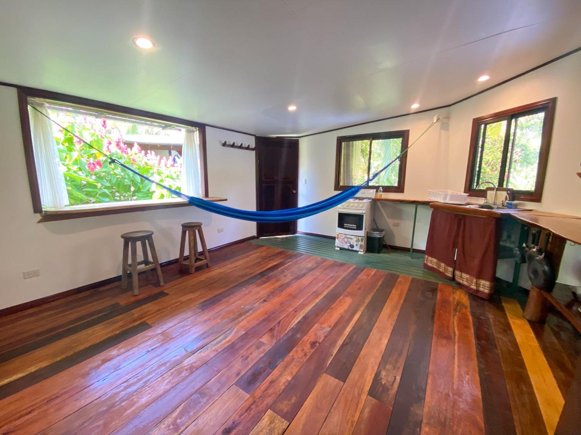 La Ruka Hostel Puerto Viejo de Talamanca Phòng bức ảnh
