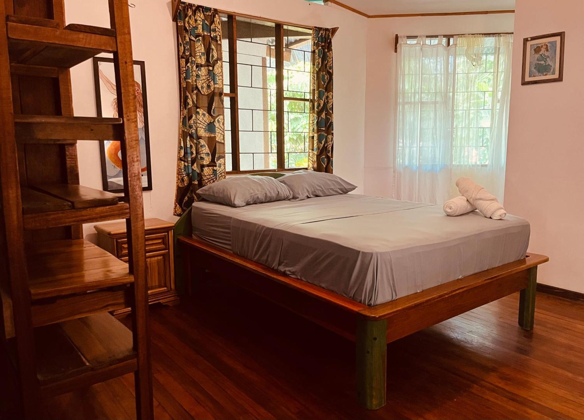 La Ruka Hostel Puerto Viejo de Talamanca Ngoại thất bức ảnh