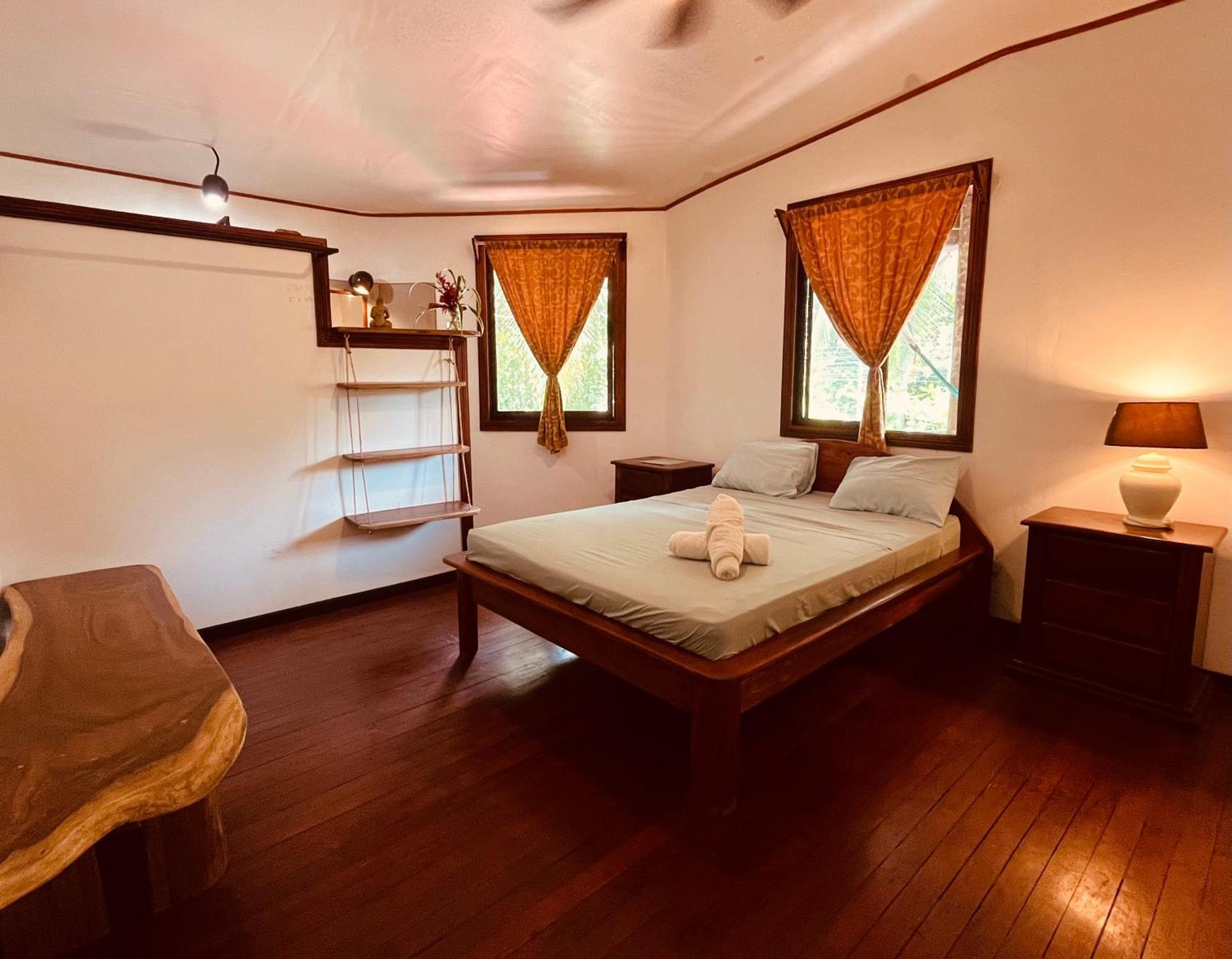 La Ruka Hostel Puerto Viejo de Talamanca Ngoại thất bức ảnh