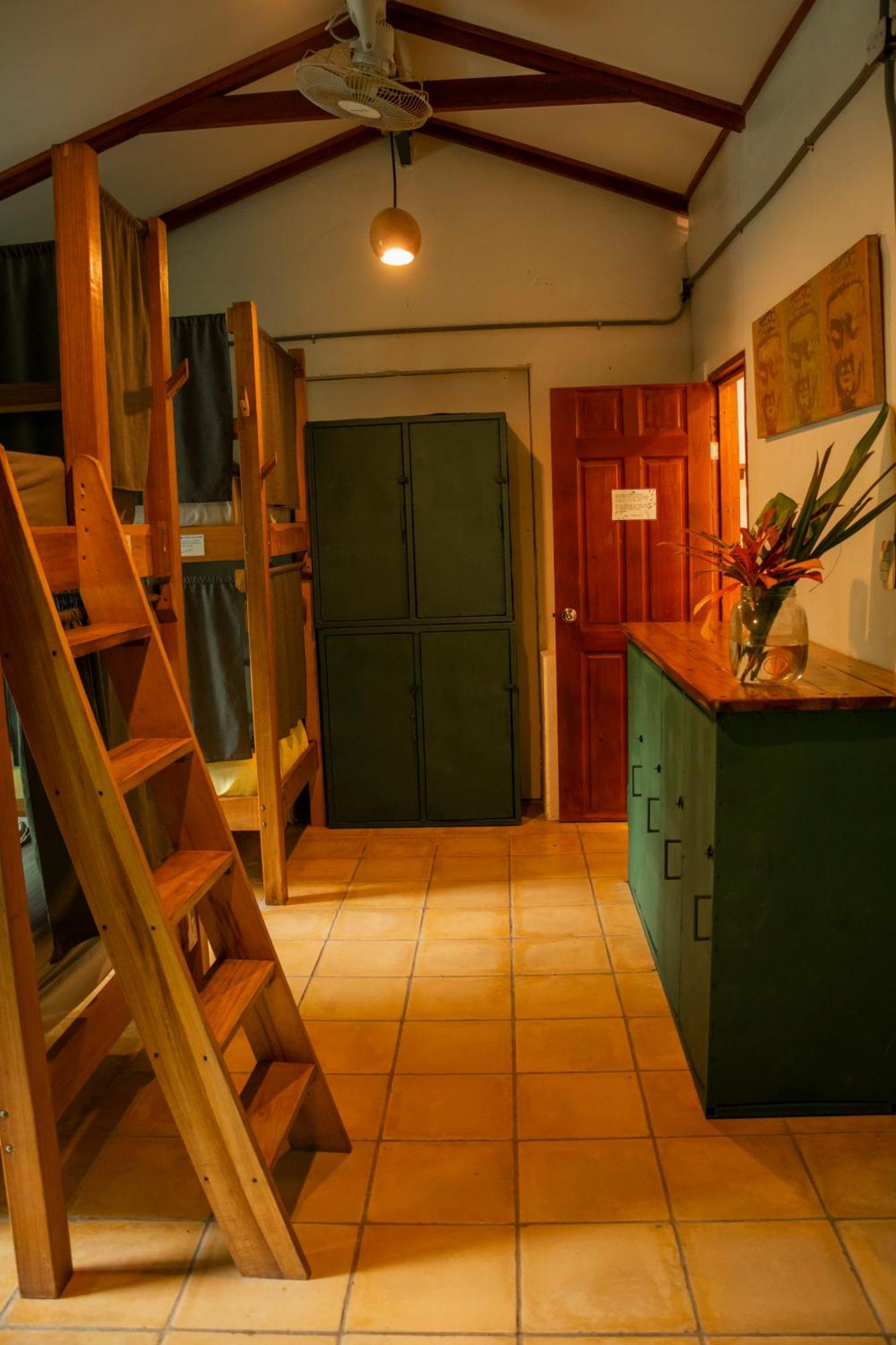 La Ruka Hostel Puerto Viejo de Talamanca Ngoại thất bức ảnh